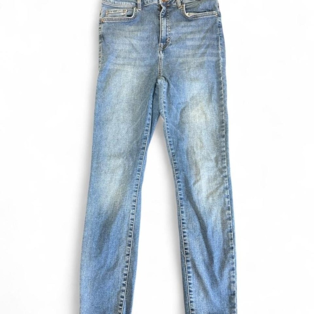 Forever 21 blue skinny jeans‎